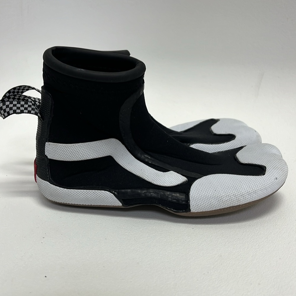 NEW Vans Water Shoes